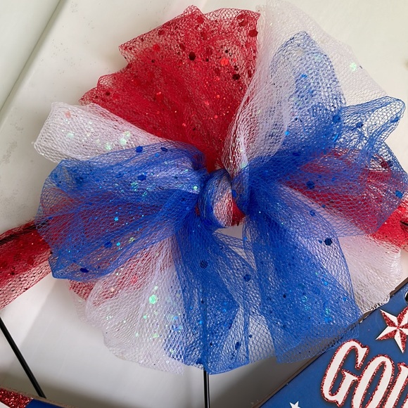 Patriotic 14” DOOR WREATH “God Bless America” Red, White & Blue. - Picture 3 of 3